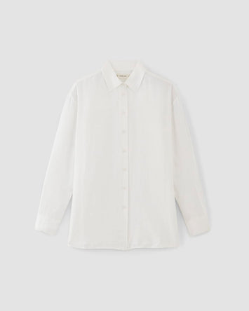 The Boyfriend Shirt in Linen | White