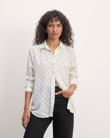 The Must-Have Shirt in Washable Silk | Bone / Black Square Dot